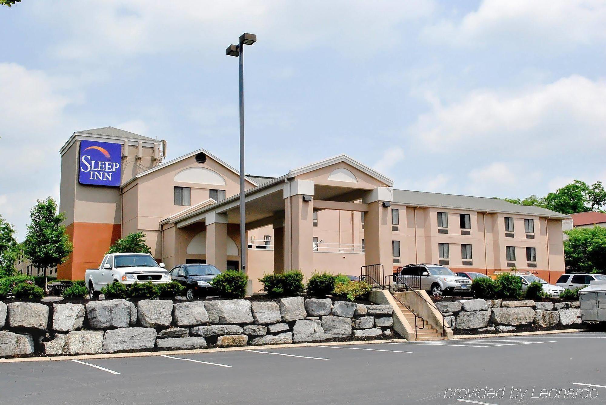 Sleep Near Penn State - State College, Pa 3* State College