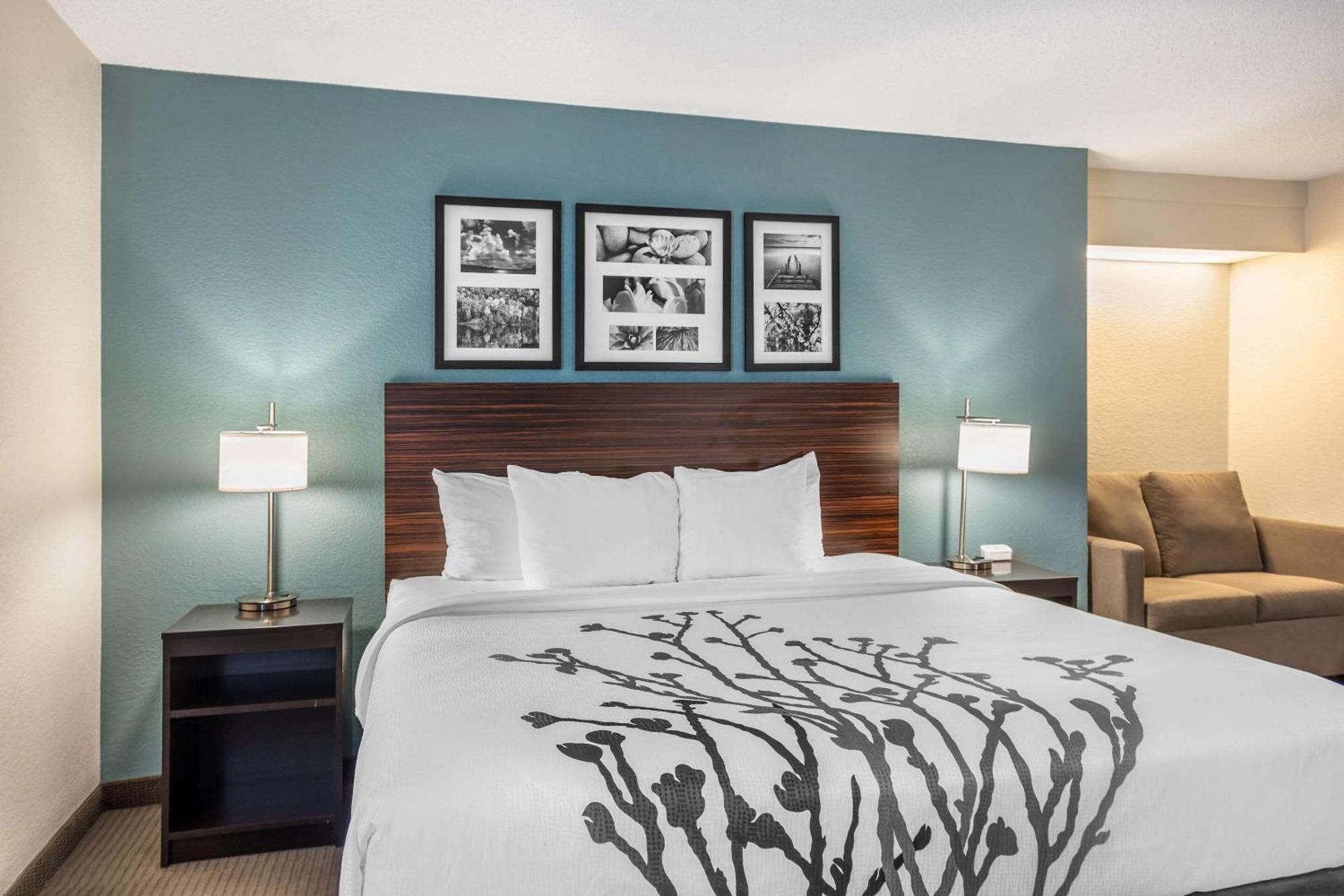 Sleep Near Penn State - State College, Pa Inn 3*