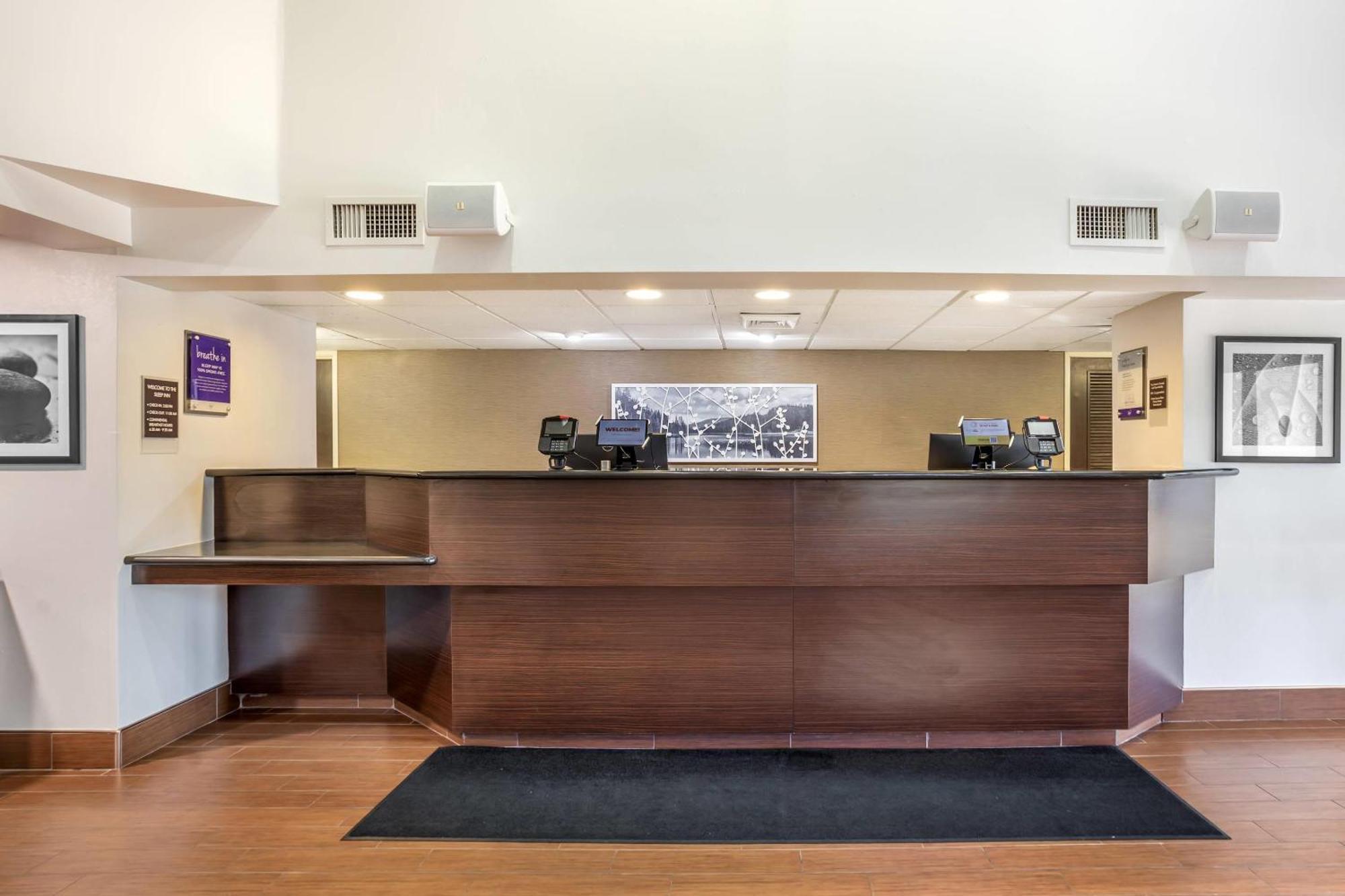 Sleep Near Penn State - State College, Pa Inn 3*